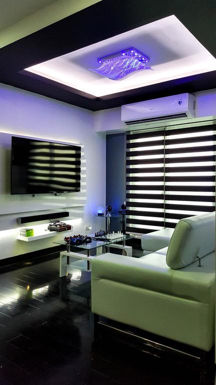 Modern Luxury Lower Penthouse Unit Manila Exteriér fotografie